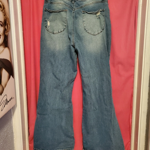 #1143 Rue 21 jeans - Picture 2 of 4